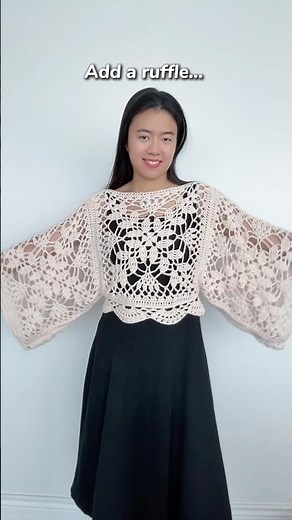 The Laurel Top is an oversized, cropped crochet top made from just 6 large square motifs. #crochet