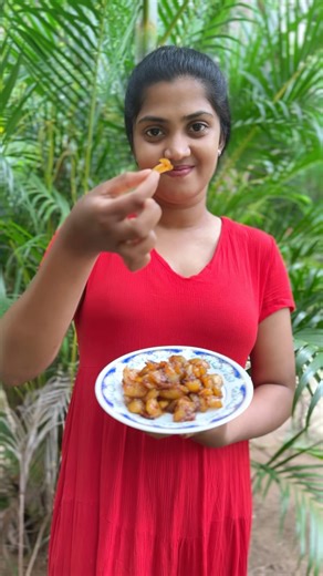 Ambarella (June Plums) Chutney | රසම රස "ඇඹරැල්ලා චට්නි" එකක් හදමු #recipe #food #shorts