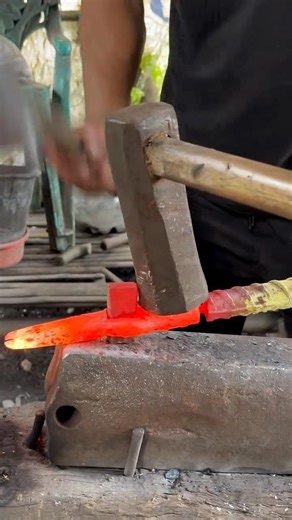 “Hammer Forged the Traditional Way – Here’s the Process!” #blacksmith
