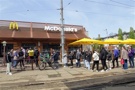 Burger King vs McDonalds - die Fast-Food-Giganten im Vergleich