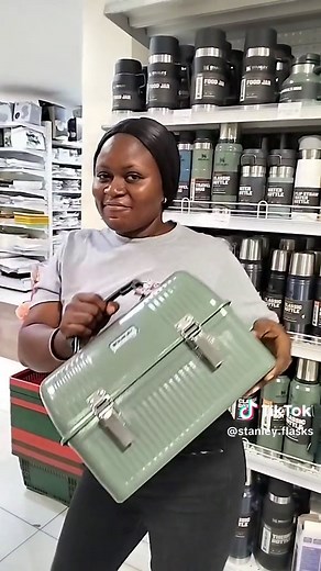 Stanley Classic Lunch Box 9.5L for Easy Meal Prep