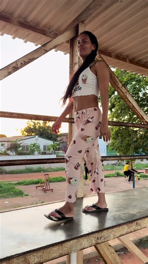 Videos de Rapunzel🧿 (@rapunzel1_1_1) con “sonido original - Efember”