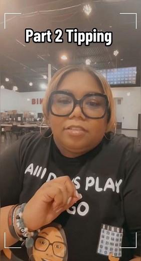 Understanding Tipping Etiquette | Tips for Bingo Players