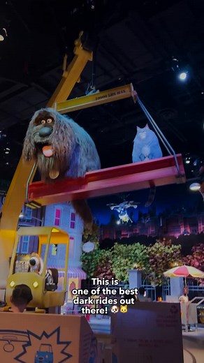🐾The Secret Life of Pets: Off the Leash at Universal Studios Hollywood is One of the best dark rides out there! Packed with great animatronics, detailed sets, and a cute story that makes you feel like part of the pack. • • • #universalstudioshollywood #thesecretlifeofpets #thesecretlifeofpetsofftheleash #universalhollywood #universalstudios | The DIS