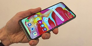 LG G7 Hands-on Review: ThinQ you know me? | Recombu
