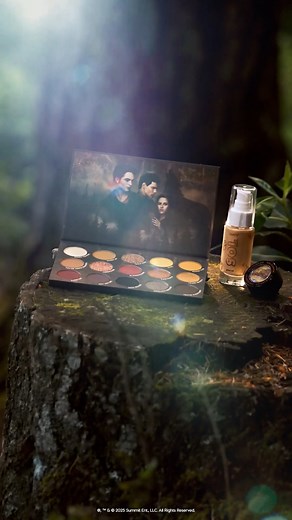The product reveal you’ve all been waiting for: the #NewMoonXColourPop palette. 🌕🐺 Featuring true reds and burgundies to represent the Volturi, golden and amber hues to emulate the warm-toned scenes and represent the Cullens, and browns to represent Jacob’s pack– all aligning with the mood of the iconic sequel film. 🤎 Featuring shades like: 🩸 Bloodsuckers | A metallic true red representing the vampires and Jacob's nickname for them 🐺 Wolf Pack | A golden taupe with violet, green, and blue g