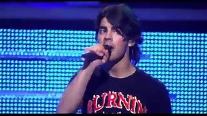 If there’s legit going to be a jonas brothers reunion tour that better also mean that big rob comes out during burnin’ up 😤🔥 | Capital Buzz