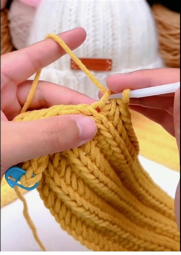 Crocheting Tutorial: Learn to Knit with Wool Yarn