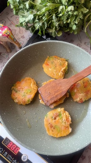 10-Minute Instant Veggie Buns: The Ultimate Healthy Breakfast! 🥞🔥 #shorts #easyrecipe