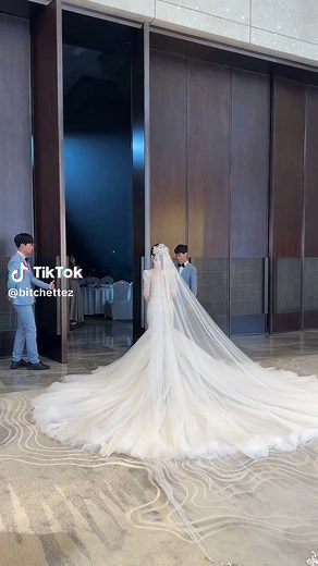 Iconic Cinderella Wedding Dress 1950 | Episode 176
