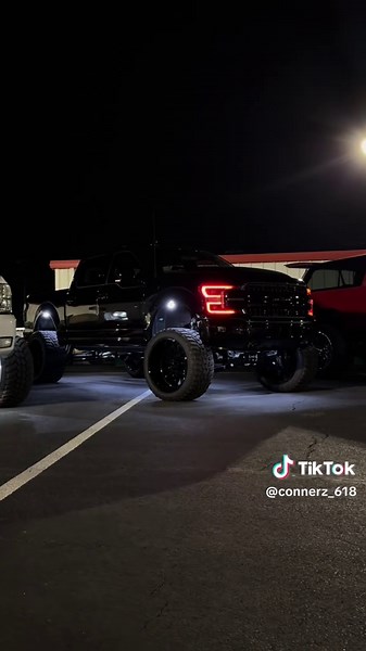 Lifted Trucks: The Ultimate F150 Experience
