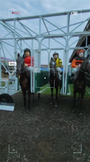 📍Graw Alley - From stories of the past to powerful community art, every wall has something to say.