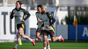 Vlahovic, Gonzalez e Douglas Luiz: tre addii, 100 milioni per la Juve