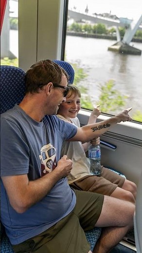 Translink: Coleraine - Derry ~ Londonderry Train Journey (2)