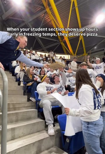 Thanks, Coach! Celebrating College Hockey at Quinnipiac