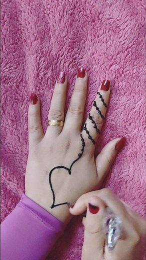 رسم حنه بسيطة وسهلة للمبتدئين 🌸 نقش حناء جميل على اليد بطريقة سهلة جدا للعيد ❤️