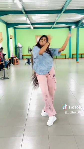 Vibodha Dewmini 🕊 (@_.vibo._08)’s videos with original sound - SM officials