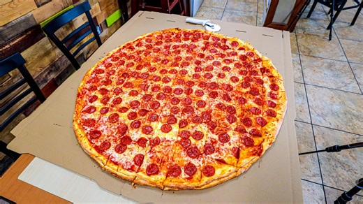 The biggest pizza challenge I’ve ever attempted | Florida pt.5 | BeardMeatsFood