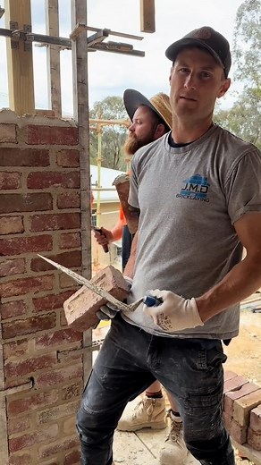 24K views · 296 reactions | 122.How To Lay Bricks tricks For Beginners Using a line 隣隣隣隣#brickhouse #bricks | Bricklayer | Facebook