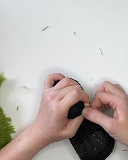 6.1K views · 45 reactions | Looking to add a little fun to your holiday party? It’s time to make this no sew Dollar Tree Grinch gnome! These are everyone’s favorite DIY gnomes for holiday decorating. Any Christmas party you attend this year is going to be fun thanks to all of these Dollar tree crafts. | Ruffles And Rain Boots | Facebook