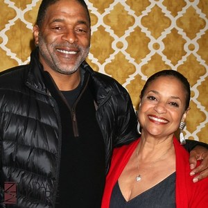 #LifeGoals: Debbie Allen And Husband Norm Nixon Celebrate 32 Years Of Marriage By Breaking It Down On A Boat