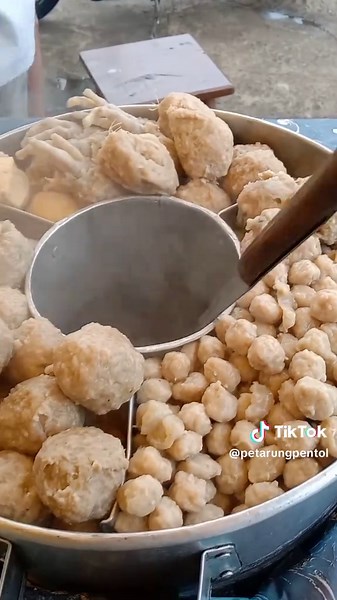 Petarung Pentol: Kunjungi di Desa Kelet, Jepara!