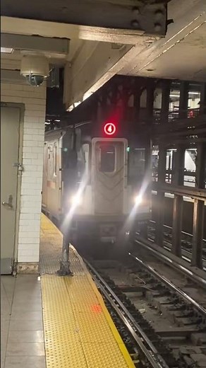 R142A 4 train departed 14 st union Square