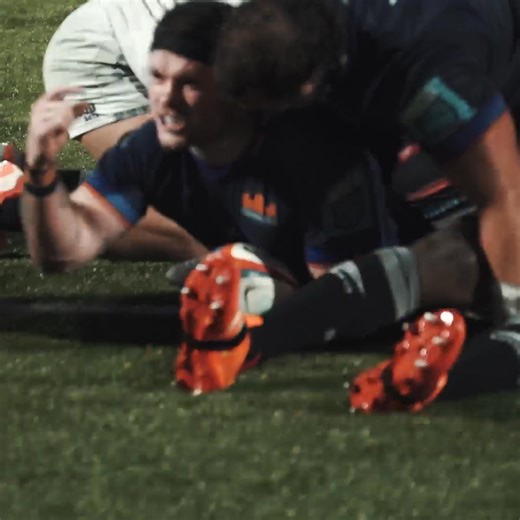 All power from Ashy 💥 Take a look behind the scenes from last weekend as the squad prepare to return to URC action against Zebre Parma. Watch now ➡️ bit.ly/SharBTS | Edinburgh Rugby