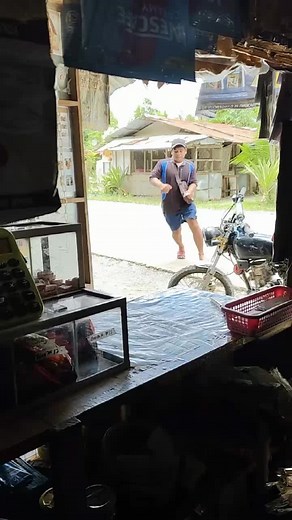 kanang abtik kaayo ang tindero 🤣 #tindahanserye #funnyvideos #mindset #yoyutv #funnymoment