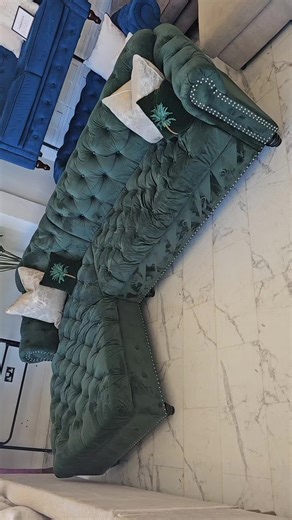 Green Velvet Chesterfield Corner Sofa 🖤 £450 248cm width 170cm depth 80cm height Buy directly from our website www.furnishrglasgow.co.uk Or Pick up from Furnishr 1480 Paisley Road West Glasgow G52 1SP All items are pre-owned and sell very quickly! Klarna accepted via our website Tiktok @furnishr.glasgow Facebook @furnishr glasgow Instagram @furnishr.glasgow #greensofa #cornersofa #livingroom #glasgow #secondhandshop