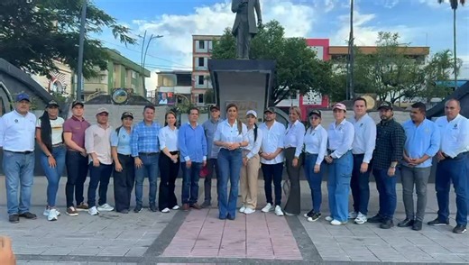 Nuestra total solidaridad con nuestra gobernadora del Tolima, Adriana Magaly Matiz, frente a los hechos ocurridos hoy en Chaparral. La diferencia política jamás puede convertirse en excusa para la agresión, la intimidación o la descalificación. Colombia necesita respeto institucional, garantías democráticas y liderazgo responsable, no escenarios de confrontación. El Tolima merece diálogo, seguridad y altura en el debate público. La dignidad de las autoridades elegidas por el pueblo debe ser defe