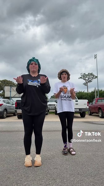 School Dress Code: Bonnets and Self-Expression