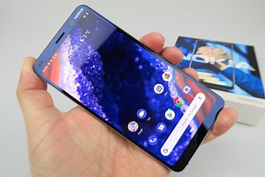 Nokia 9 Pureview: Conectivitate single sau dual SIM, viteze crescute de download