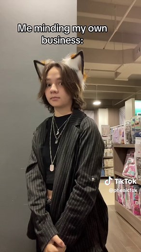 Phenic Fox Therian Wolf Transformation