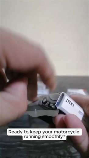 Koyo Deep Groove Ball Bearing with Rubber Seal for Motorcycle Use Model 6004 6200 6201 6202 6204 6205 6300 6301 6302 6303 6304