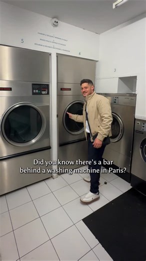 Did you know Paris hides a secret bar behind a washing machine? 🍸🌀 Step inside @lavomatic_paris, a hidden speakeasy where laundry day turns into cocktail night! From colourful interiors to creative drinks, this is one of the most unique bars in Paris. 📍 Lavomatic, 30 Rue René Boulanger, Paris | Gioacchino russo
