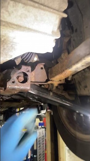 Ford C-Max Customer complaint Rattle noise #ford #cmax #repair #garage #mechanic #automobile