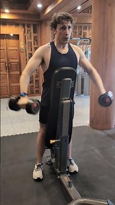 “Perfect Your Side Delt Raises: Elbow-Led Form for Bigger Shoulders!”