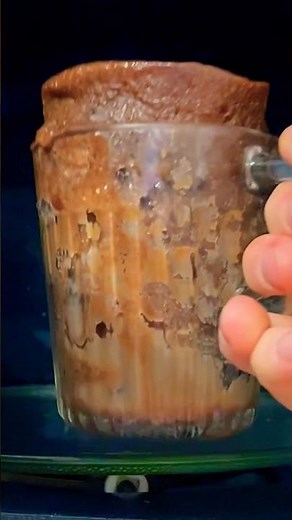 le Mug Cake au Nesquik😍Prêt en 2 minutes#mugcakeinmicrowave#mugcakes#mugcakerecipe