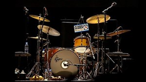 The Rolling Stones' live performance for "Start Me Up". | Frequência Modular