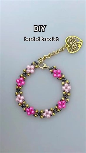 Combine 2 beads colours and DIY bracelet. Beautiful bracelet with beads #shorts #beadingtutorials
