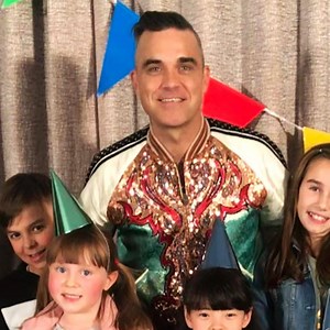 4.9M views · 374 reactions | "There's a period of history called 'The 90s', and I was mainly drunk for that whole 10 year period." We invited a gang of cute kids to ask Robbie Williams any question they wanted. | VICE | Facebook