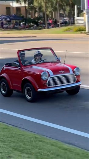 Apparently, some people don't think the Mini is mini enough. These Mini convertibles come straight from the #USA #Mini #classicmini #convertible #custom #cabriolet #modifiedcars #fblifestyle #austinmini #tuning | Mini Cooper Club