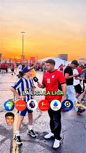 Rate his ball knowledge 1/10 🤯 #soccer #shorts #cr7