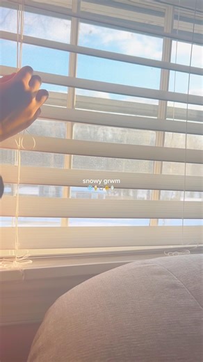 desc !! / collab for @ykitsrosalie !! #preppy #aesthetic #mymorningroutine