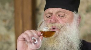 Georgian monks keep winemaking traditions alive | CNN