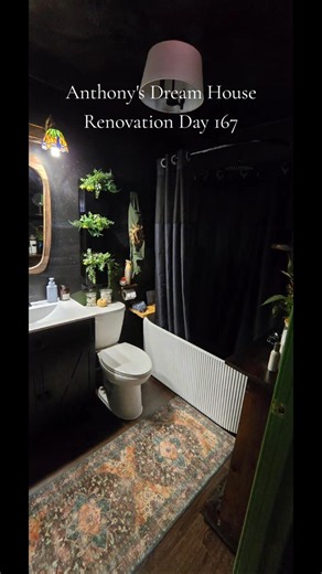 Anthony's Dream House Renovation Day 167 This en suite bathroom came out perfect 👌 So dreamy!