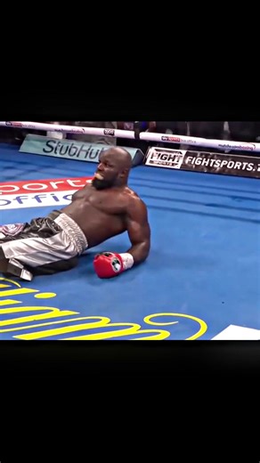 Carlos Takam (Cameroon) vs Derek Chisora (England#takam#chisora#foryou#fyp#boxing