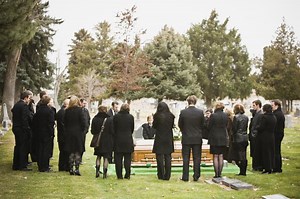 Average Duration of a Funeral: A Guide to Different Types | LoveToKnow