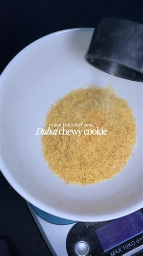 jual kali ya, 25k/pcs minat gk👀? #dubaichewycookie #baking #asmr